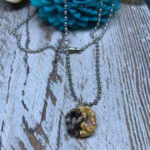 🥨Handmade Polymer Clay Pretzel Necklace🥨